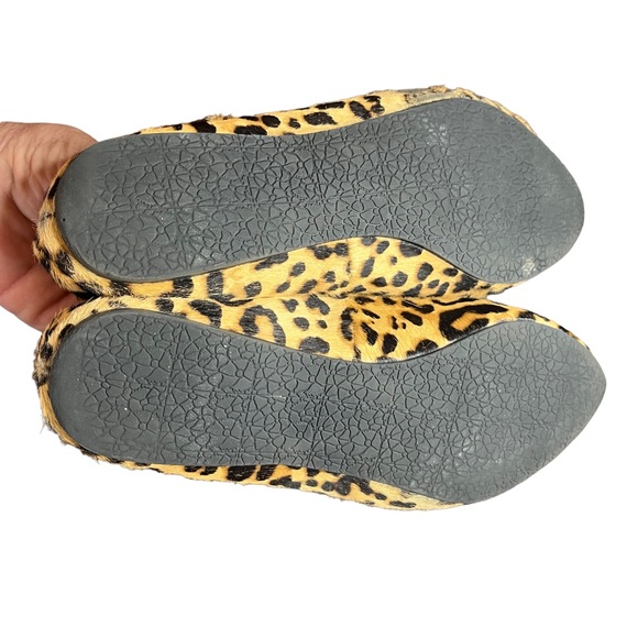 Steve Madden Tan/Black Leopard Cow Hair Slip on Flats Sz 7 - Picture 8 of 9